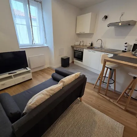 Le Timon - Large Avec Wi-fi * Ruelle-sur-Touvre